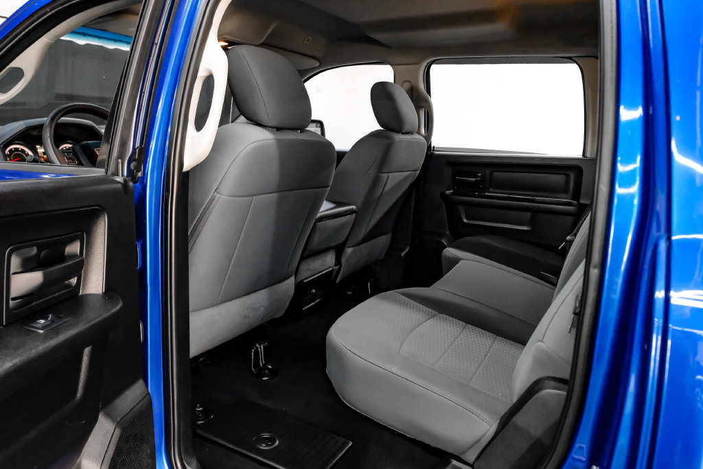 Used 2019 RAM 1500 Express w/ Express Value Package AWD/4WD image 39