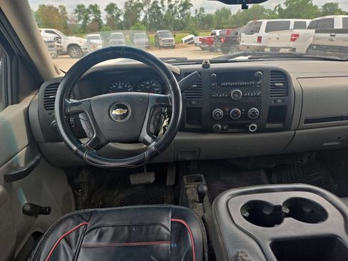 Used 2013 Chevrolet Silverado 1500 W/T AWD/4WD image 14