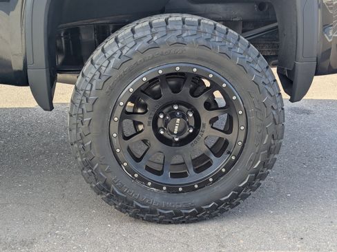 Used 2020 GMC Sierra 1500 Elevation w/ Elevation Value Package AWD/4WD image 47