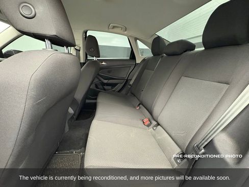 Used 2019 Volkswagen Jetta S w/ Driver Assistance Package image 12