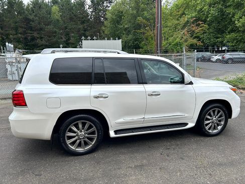 Used 2010 Lexus LX 570 4WD image 4