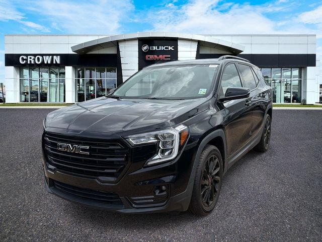 Used 2024 GMC Terrain SLT w/ Elevation Edition FWD image 1