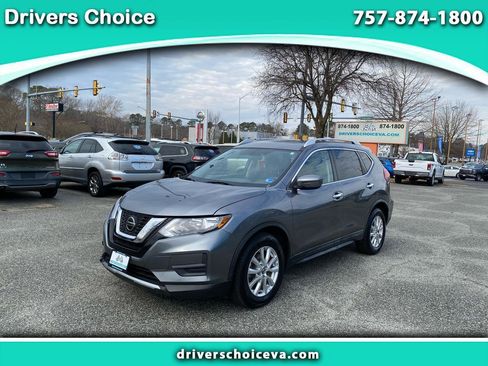 Used 2018 Nissan Rogue SV image 1