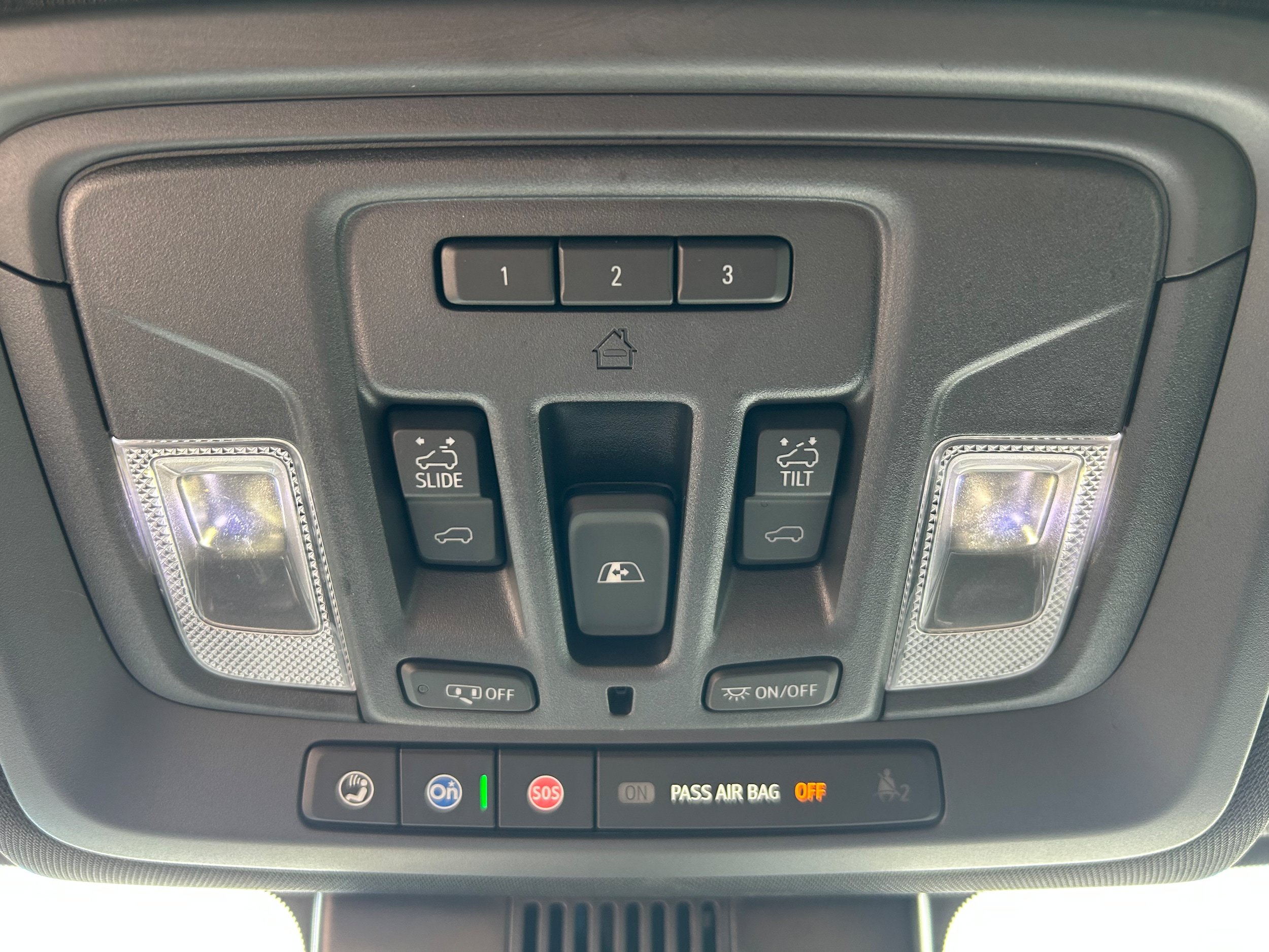 Used 2024 Chevrolet Silverado 2500 High Country w/ High Country Premium Package AWD/4WD image 37