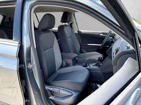 Used 2021 Volkswagen Tiguan S FWD image 9