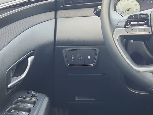 Used 2023 Hyundai Tucson SEL w/ Convenience Package image 13