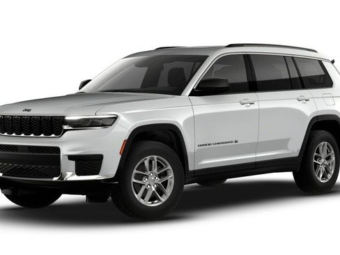 New 2026 Jeep Grand Cherokee L 4WD image 32
