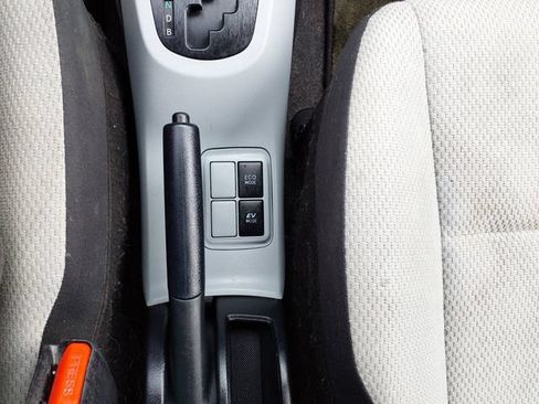 Used 2014 Toyota Prius C One FWD image 26