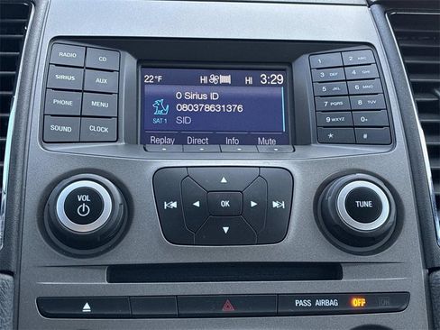 Used 2018 Ford Taurus SEL image 31