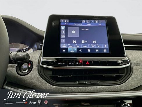 New 2026 Jeep Compass Latitude image 33