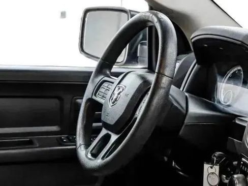 Used 2019 RAM 1500 Express w/ Express Value Package AWD/4WD image 17