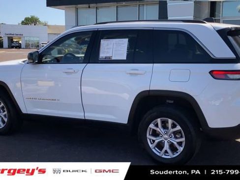 Used 2022 Jeep Grand Cherokee Limited AWD/4WD image 8