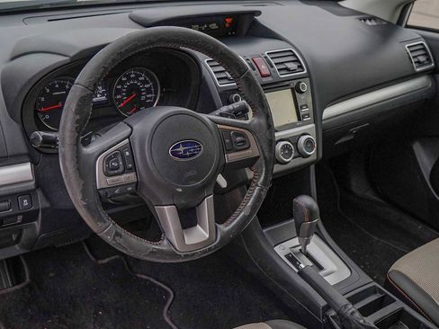 Used 2016 Subaru Crosstrek 2.0i Premium w/ Moonroof Package image 9