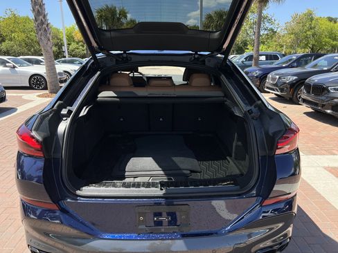 Used 2026 BMW X6 M60i image 32