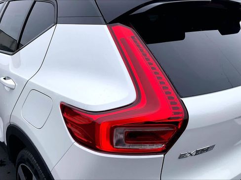 New 2026 Volvo EX40 Plus w/ Climate Package image 25
