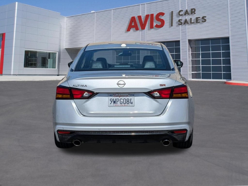 Used 2025 Nissan Altima 2.5 SR FWD image 7