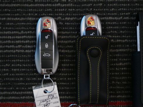 Used 2019 Porsche 911 Turbo S image 48