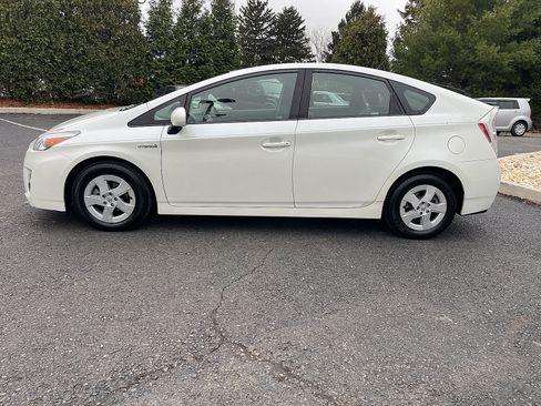 Used 2010 Toyota Prius Two FWD image 11