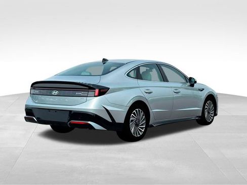 New 2025 Hyundai Sonata SEL image 7