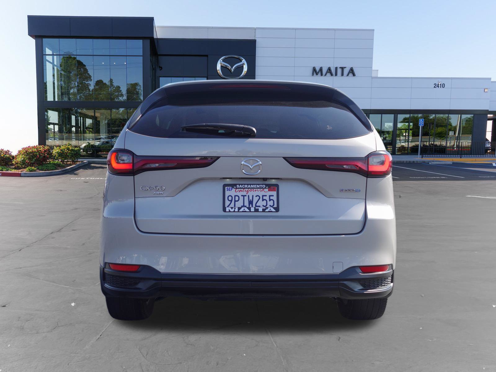 Used 2024 MAZDA CX-90 Plug-In Hybrid w/ Preferred AWD/4WD image 5