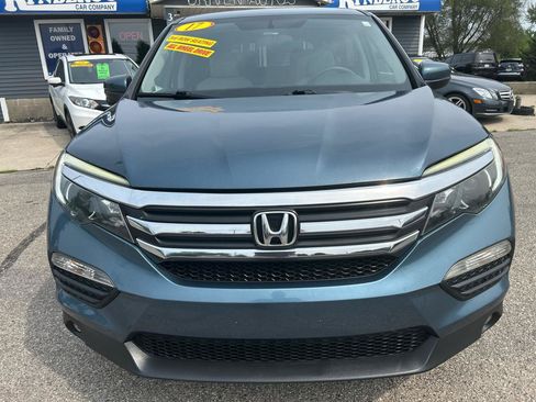 Used 2017 Honda Pilot EX image 6