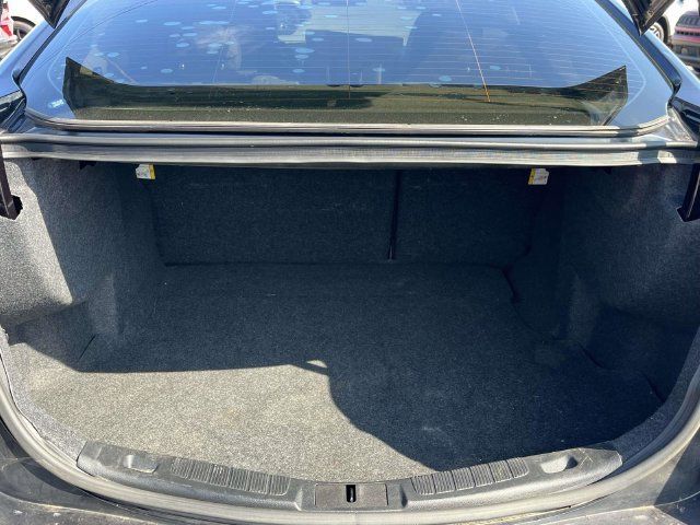 Used 2020 Ford Fusion SE FWD image 20