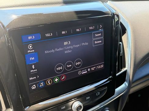 Used 2022 Chevrolet Traverse LT FWD image 21