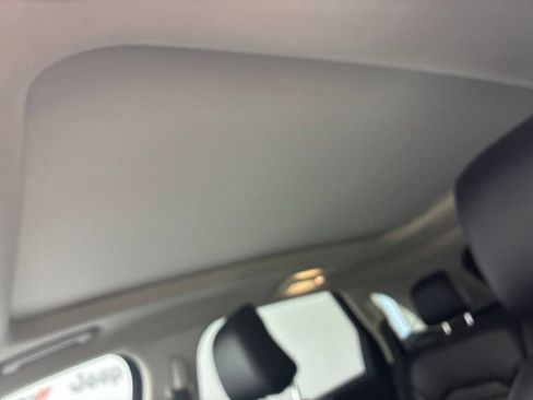 Used 2023 Ford Edge SEL w/ Convenience Package AWD/4WD image 18
