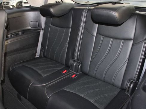 Used 2013 INFINITI JX35 AWD w/ Premium Pkg image 11