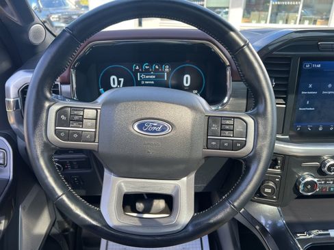 Certified 2022 Ford F150 Lariat w/ Equipment Group 502A High image 22