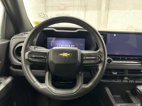 Used 2024 Chevrolet Colorado W/T image 19