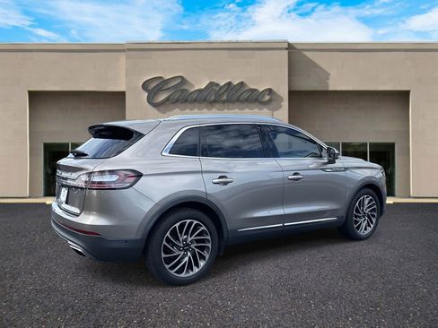 Used 2019 Lincoln Nautilus Reserve image 3