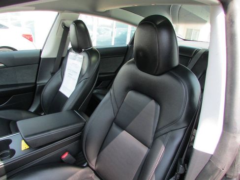 Used 2023 Tesla Model 3 Standard Range RWD image 16