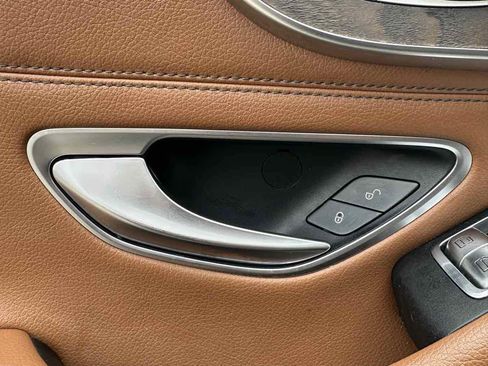 Used 2018 Mercedes-Benz C 300 4MATIC Coupe w/ Premium Package image 25