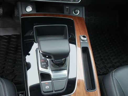 Certified 2023 Audi Q5 2.0T Premium w/ Convenience Package image 52