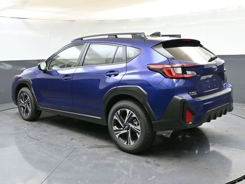 Used 2025 Subaru Crosstrek 2.0i Premium AWD/4WD image 3