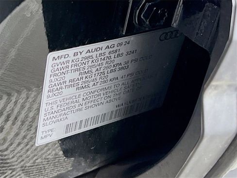 Used 2025 Audi Q7 3.0T Premium Plus image 33