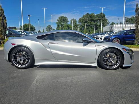 Used 2017 Acura NSX AWD/4WD image 6