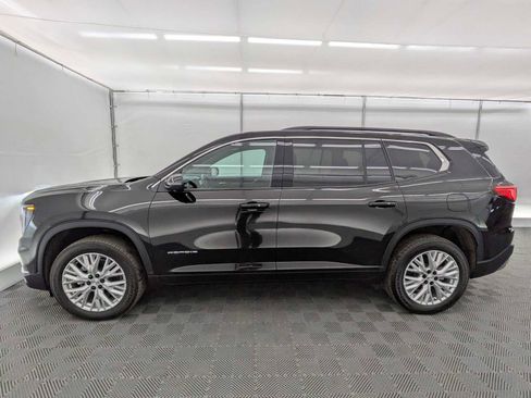 Used 2025 GMC Acadia Elevation w/ Elevation Premium Package image 3