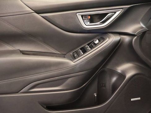 Used 2019 Subaru Forester Limited w/ Popular Package #3 image 9