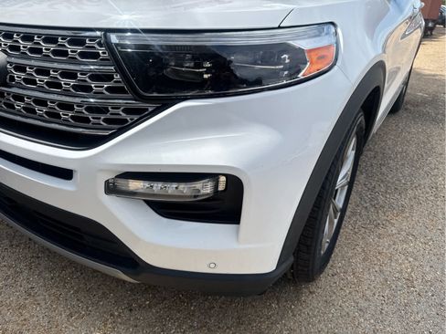 Used 2021 Ford Explorer Limited w/ Equipment Group 301A RWD image 10