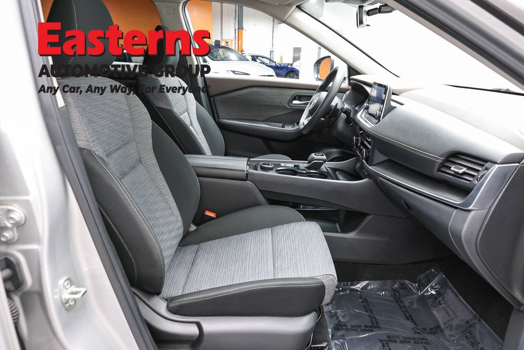 Used 2023 Nissan Rogue SV AWD/4WD image 81