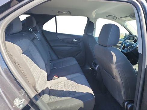 Used 2022 Chevrolet Equinox LT image 10