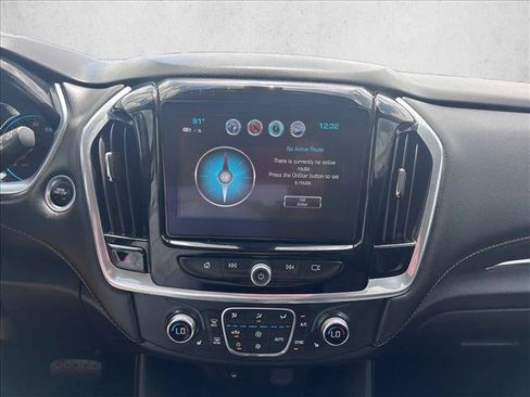 Used 2019 Chevrolet Traverse LT FWD image 14