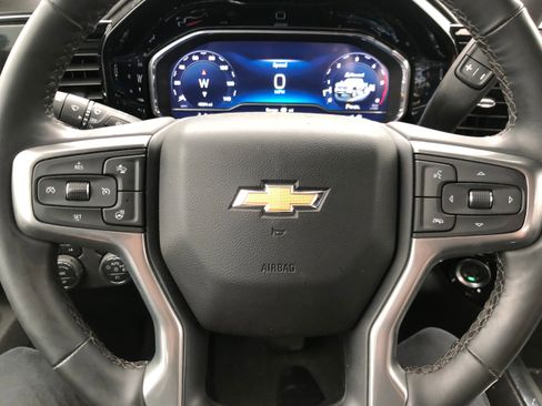 Used 2025 Chevrolet Silverado 3500 LTZ image 13