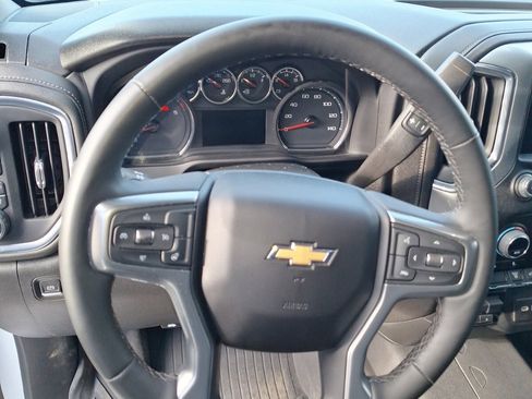 Used 2023 Chevrolet Silverado 2500 LT w/ Convenience Package image 11