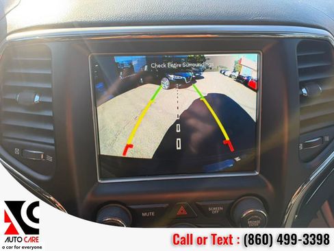 Used 2018 Jeep Grand Cherokee High Altitude image 24