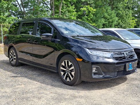Used 2025 Honda Odyssey EX-L image 2