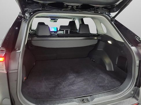 Certified 2023 Toyota RAV4 XLE Premium image 7