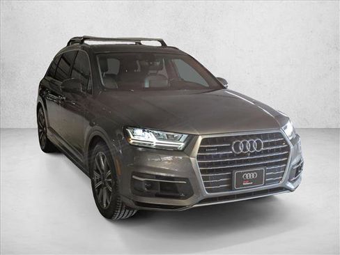 Used 2018 Audi Q7 3.0T Prestige w/ Prestige Package image 3